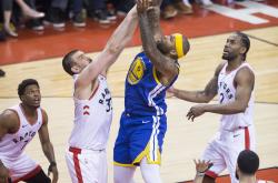 开云官网-NBA总决赛打响，勇士和猛龙的碰撞令人期待