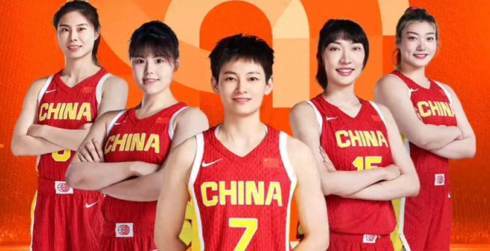关于上海女篮取得连胜，状态火爆引领全联赛的信息