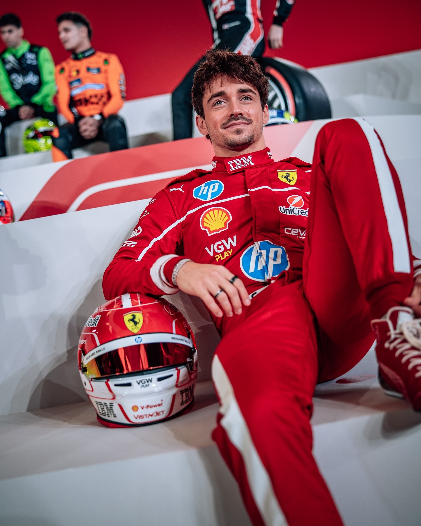 梅赛德斯逆转红牛车队,诺里斯带队取胜 梅赛德斯逆转红牛车队,诺里斯带队取胜